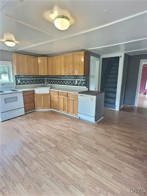 5373 Rowland Rd, Lafayette, New York 13084, Lafayette, New York 13084, 2 Bedrooms Bedrooms, 6 Rooms Rooms,1 BathroomBathrooms,Residential,Closed,5373 Rowland Rd, Lafayette, New York 13084,0,S1624151