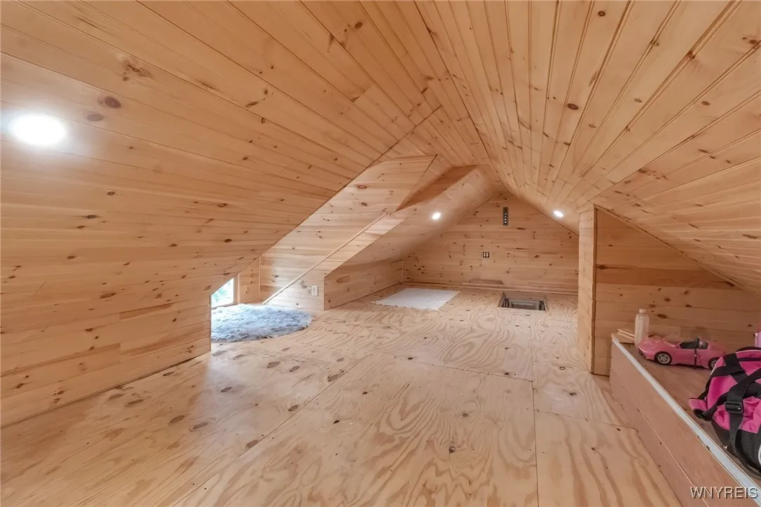 Pulldown stairs to full attic