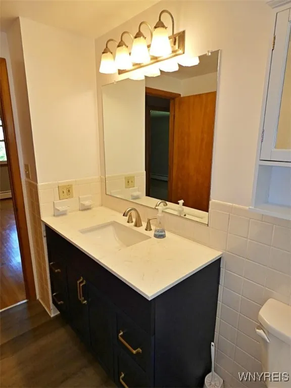 70 Acacia Drive, Amherst, New York 14228, Amherst, New York 14228, 6 Bedrooms Bedrooms, ,2 BathroomsBathrooms,Residential,Closed,70 Acacia Drive, Amherst, New York 14228,0,B1624154
