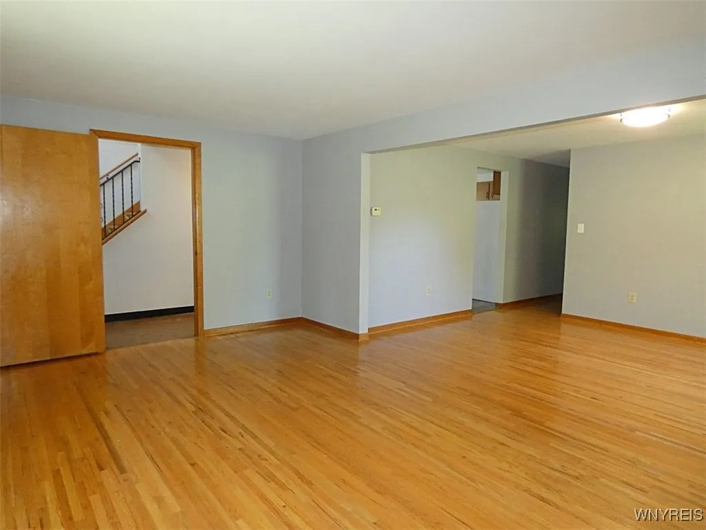 70 Acacia Drive, Amherst, New York 14228, Amherst, New York 14228, 6 Bedrooms Bedrooms, ,2 BathroomsBathrooms,Residential,Closed,70 Acacia Drive, Amherst, New York 14228,0,B1624154