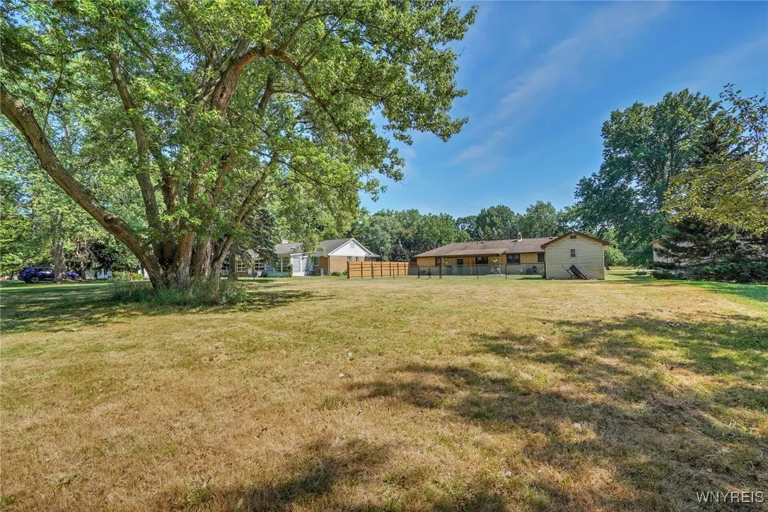 4938 Clinton Street, West Seneca, New York 14224, West Seneca, New York 14224, 2 Bedrooms Bedrooms, 7 Rooms Rooms,1 BathroomBathrooms,Residential,Closed,4938 Clinton Street, West Seneca, New York 14224,0,B1623710