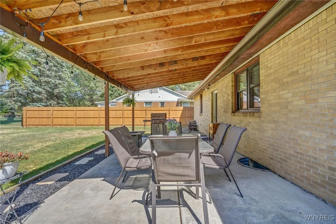 4938 Clinton Street, West Seneca, New York 14224, West Seneca, New York 14224, 2 Bedrooms Bedrooms, 7 Rooms Rooms,1 BathroomBathrooms,Residential,Closed,4938 Clinton Street, West Seneca, New York 14224,0,B1623710