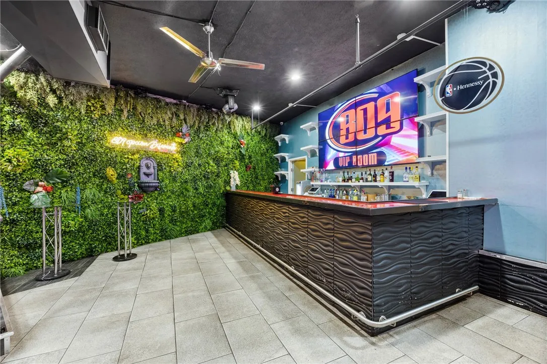 160 Lyell Avenue, Rochester, New York 14608, Rochester, New York 14608, ,Commercial Sale,For Sale,160 Lyell Avenue, Rochester, New York 14608,R1624202