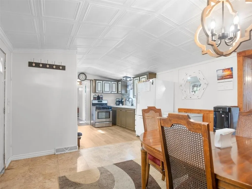 10396 Linwood Road North, Pavilion, New York 14486, Pavilion, New York 14486, 4 Bedrooms Bedrooms, 2 Rooms Rooms,2 BathroomsBathrooms,Residential,Closed,10396 Linwood Road North, Pavilion, New York 14486,0,R1620962