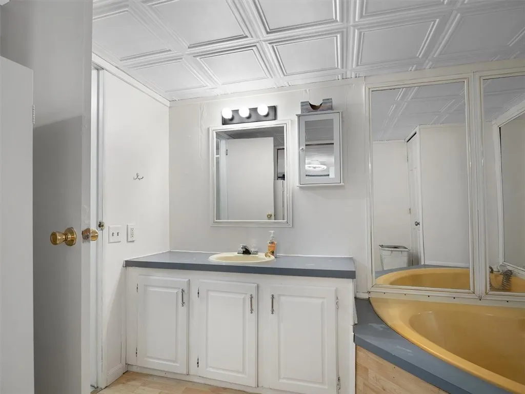 10396 Linwood Road North, Pavilion, New York 14486, Pavilion, New York 14486, 4 Bedrooms Bedrooms, 2 Rooms Rooms,2 BathroomsBathrooms,Residential,Closed,10396 Linwood Road North, Pavilion, New York 14486,0,R1620962