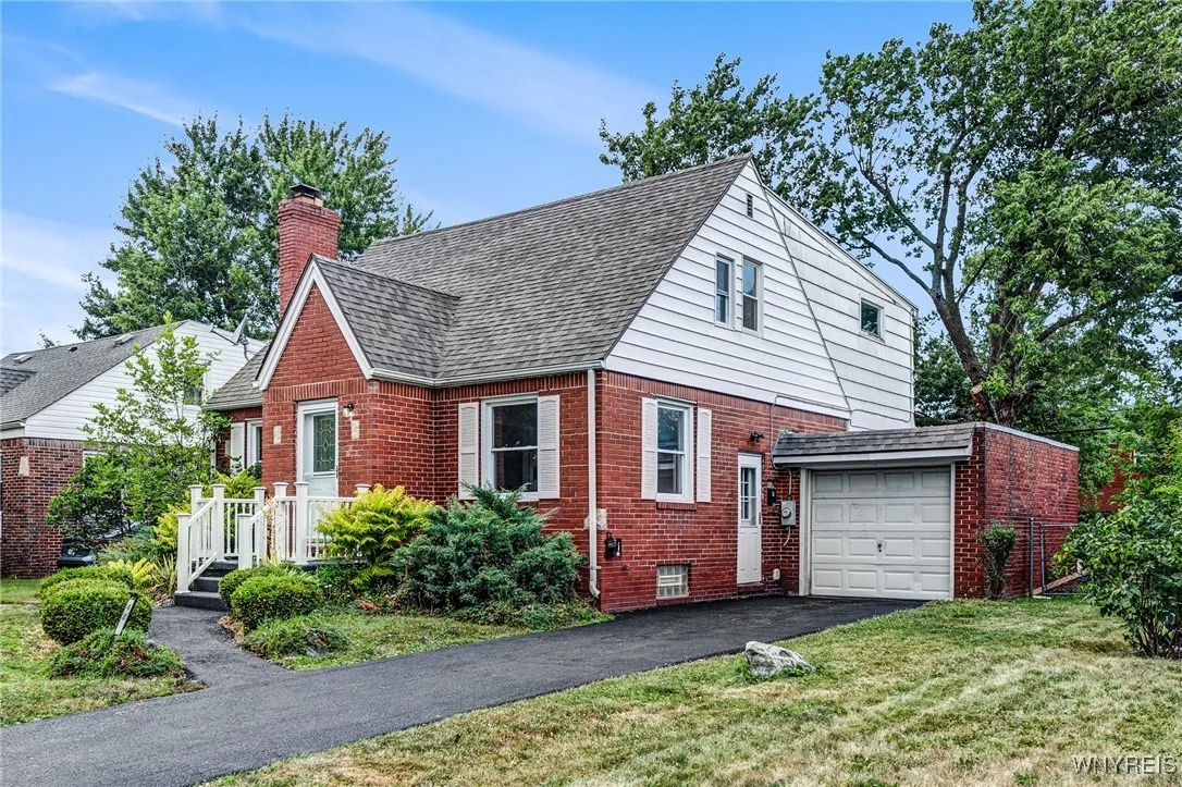 48 Cedar Road, Cheektowaga, New York 14215, Cheektowaga, New York 14215, 4 Bedrooms Bedrooms, 7 Rooms Rooms,1 BathroomBathrooms,Residential,Closed,48 Cedar Road, Cheektowaga, New York 14215,0,B1624148