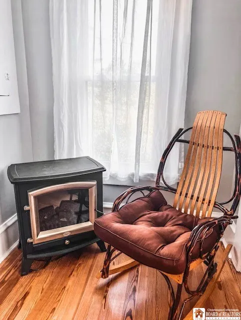 Cozy seating area.