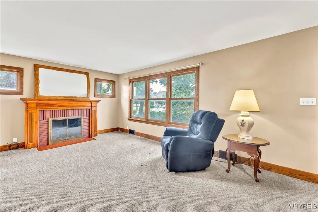 356 Knowlton Avenue, Tonawanda, New York 14217, Tonawanda, New York 14217, 3 Bedrooms Bedrooms, 7 Rooms Rooms,1 BathroomBathrooms,Residential,For Sale,356 Knowlton Avenue, Tonawanda, New York 14217,B1623394