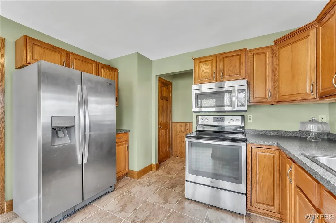 356 Knowlton Avenue, Tonawanda, New York 14217, Tonawanda, New York 14217, 3 Bedrooms Bedrooms, 7 Rooms Rooms,1 BathroomBathrooms,Residential,For Sale,356 Knowlton Avenue, Tonawanda, New York 14217,B1623394