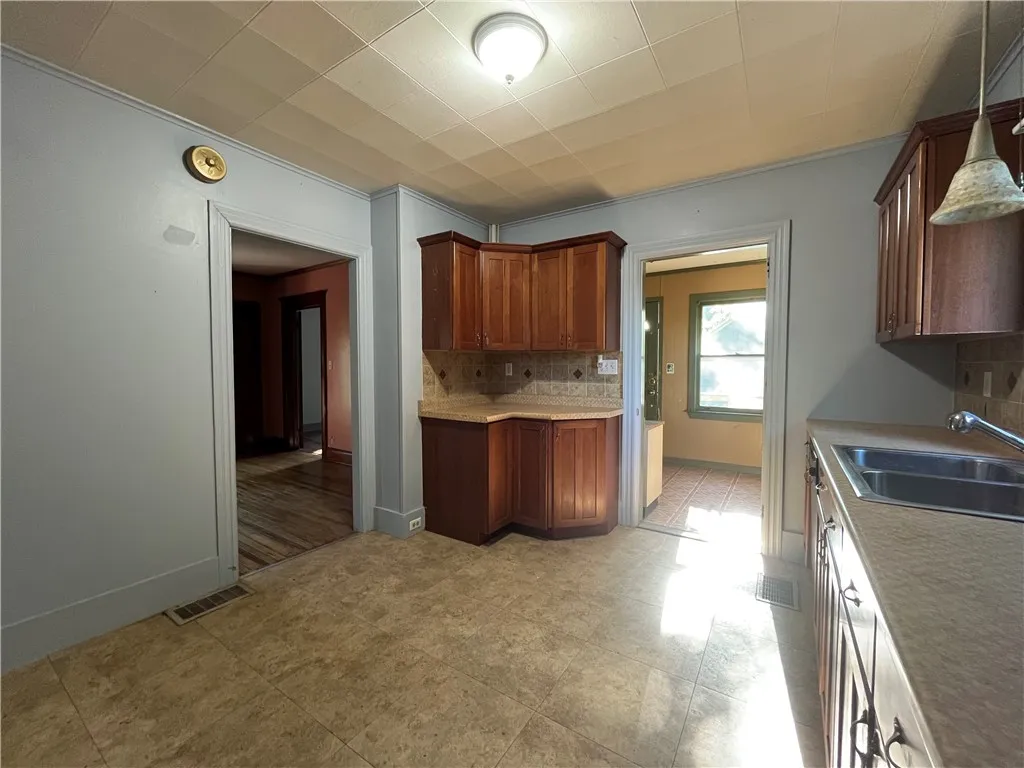 5617 State Route 14, Sodus, New York 14551, Sodus, New York 14551, 4 Bedrooms Bedrooms, 8 Rooms Rooms,1 BathroomBathrooms,Residential,For Sale,5617 State Route 14, Sodus, New York 14551,0,R1623314