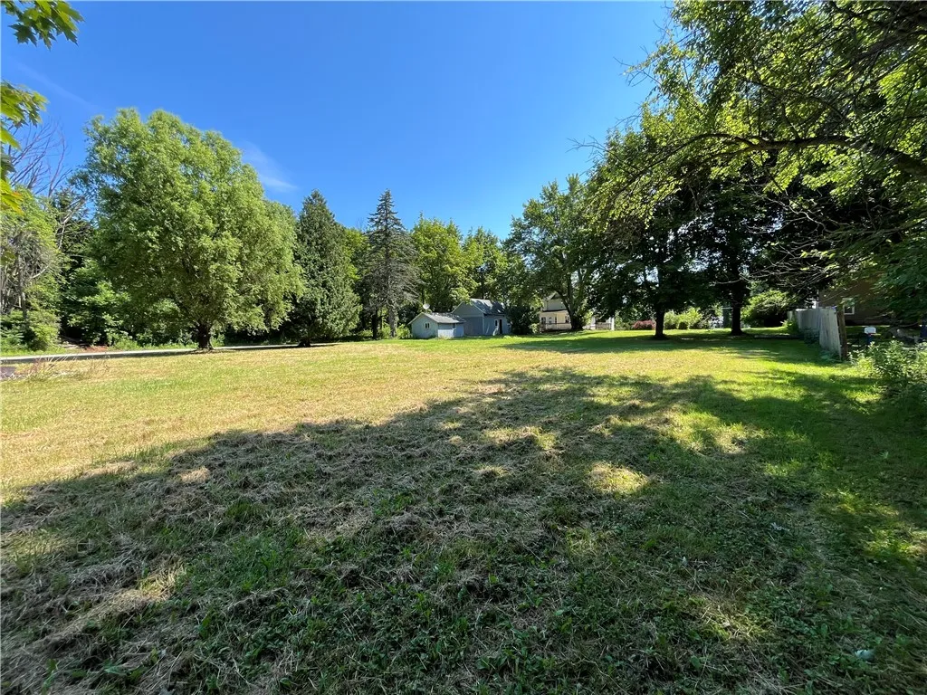 5617 State Route 14, Sodus, New York 14551, Sodus, New York 14551, 4 Bedrooms Bedrooms, 8 Rooms Rooms,1 BathroomBathrooms,Residential,For Sale,5617 State Route 14, Sodus, New York 14551,0,R1623314