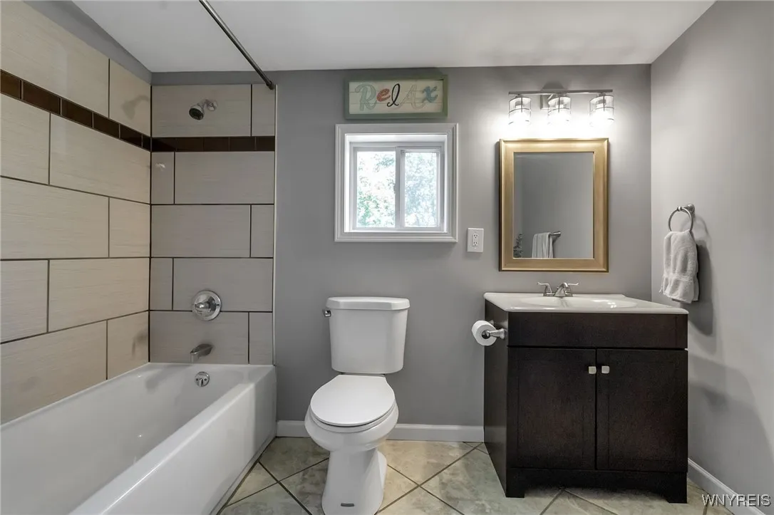 445 Mill Road, West Seneca, New York 14224, West Seneca, New York 14224, 4 Bedrooms Bedrooms, 10 Rooms Rooms,2 BathroomsBathrooms,Residential,Closed,445 Mill Road, West Seneca, New York 14224,0,B1622121