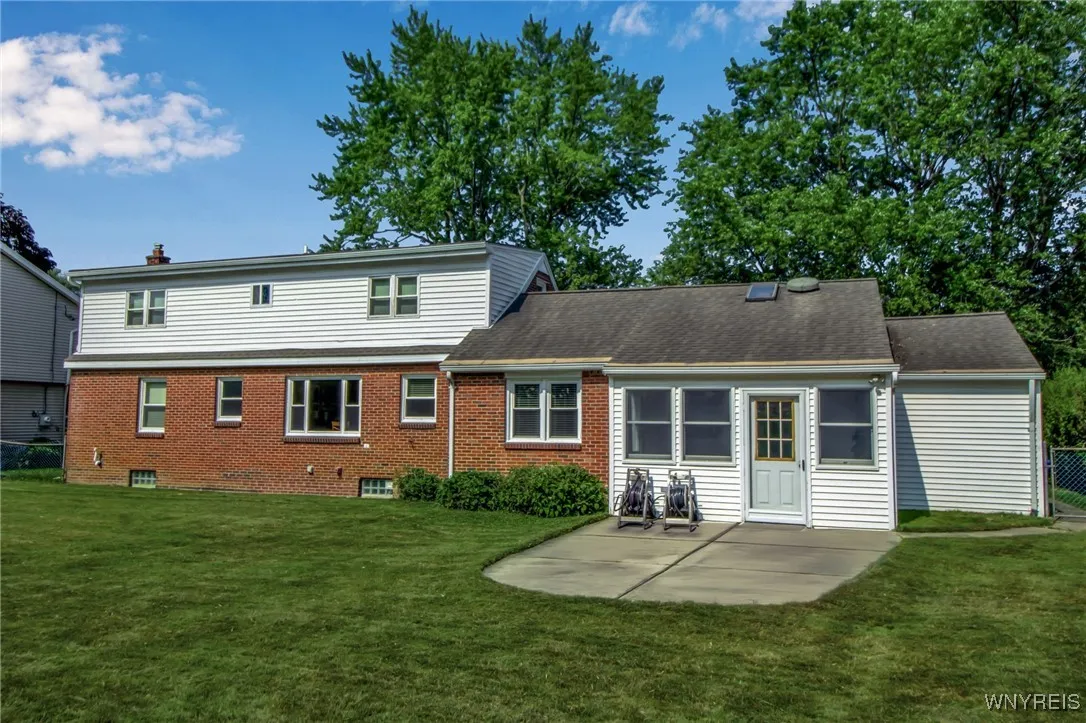 445 Mill Road, West Seneca, New York 14224, West Seneca, New York 14224, 4 Bedrooms Bedrooms, 10 Rooms Rooms,2 BathroomsBathrooms,Residential,Closed,445 Mill Road, West Seneca, New York 14224,0,B1622121