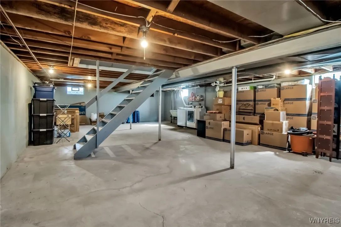 445 Mill Road, West Seneca, New York 14224, West Seneca, New York 14224, 4 Bedrooms Bedrooms, 10 Rooms Rooms,2 BathroomsBathrooms,Residential,Closed,445 Mill Road, West Seneca, New York 14224,0,B1622121