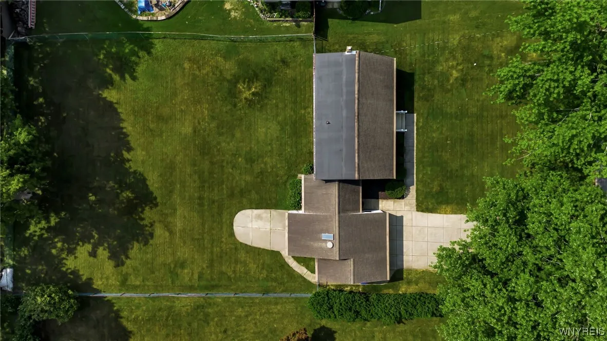 445 Mill Road, West Seneca, New York 14224, West Seneca, New York 14224, 4 Bedrooms Bedrooms, 10 Rooms Rooms,2 BathroomsBathrooms,Residential,Closed,445 Mill Road, West Seneca, New York 14224,0,B1622121