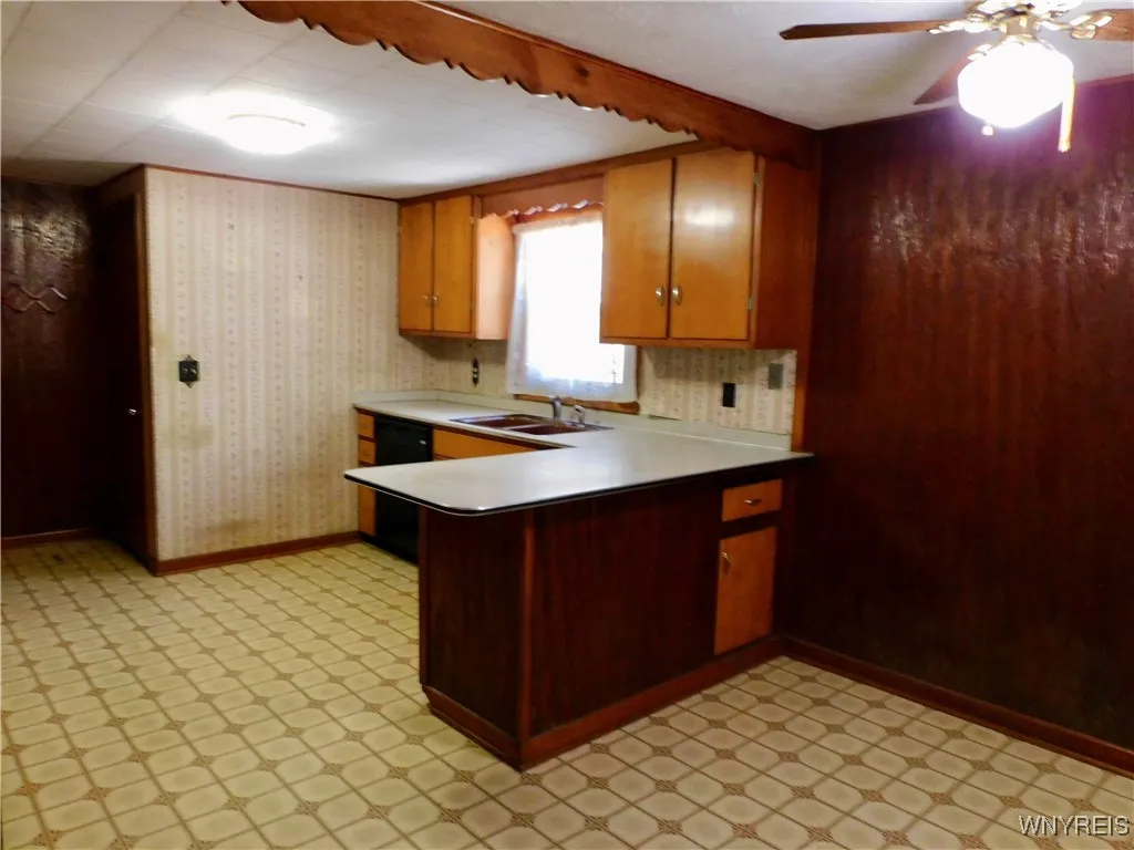 83 Sturm Street, Lancaster, New York 14086, Lancaster, New York 14086, 3 Bedrooms Bedrooms, 6 Rooms Rooms,1 BathroomBathrooms,Residential,Closed,83 Sturm Street, Lancaster, New York 14086,0,B1623593