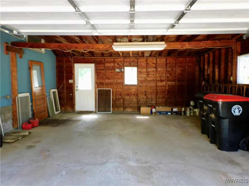 83 Sturm Street, Lancaster, New York 14086, Lancaster, New York 14086, 3 Bedrooms Bedrooms, 6 Rooms Rooms,1 BathroomBathrooms,Residential,Closed,83 Sturm Street, Lancaster, New York 14086,0,B1623593