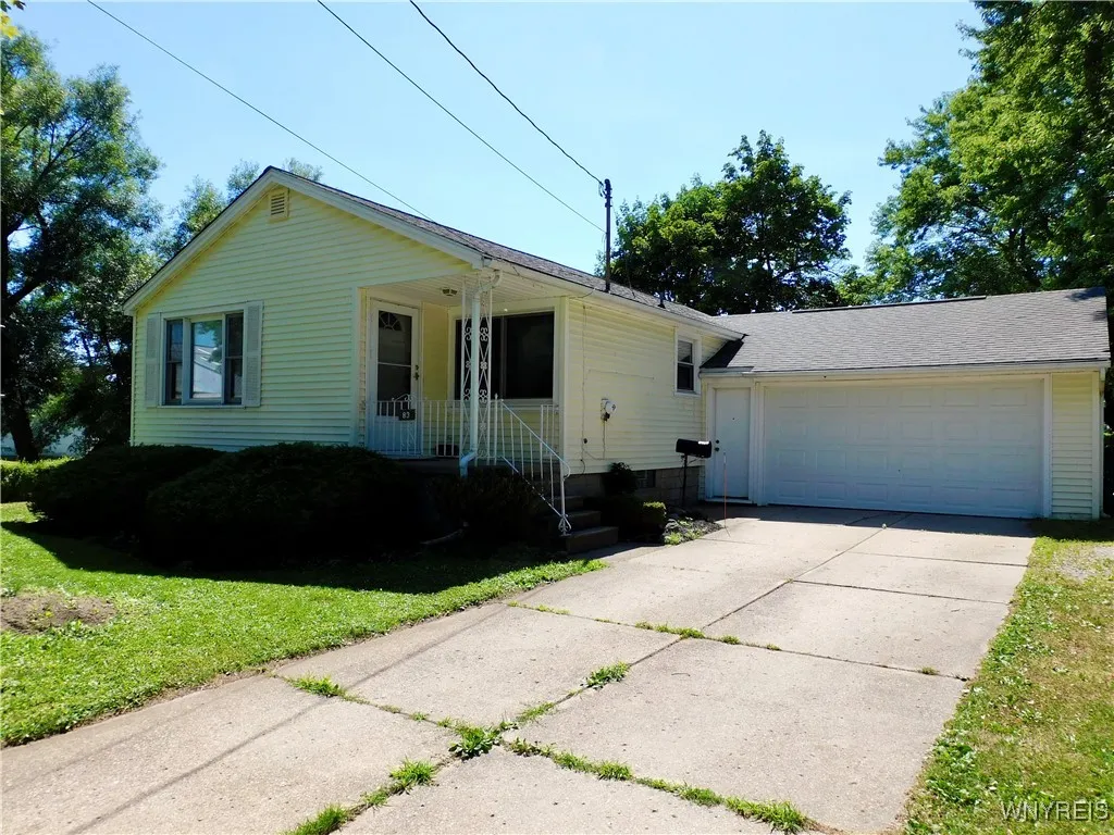 83 Sturm Street, Lancaster, New York 14086, Lancaster, New York 14086, 3 Bedrooms Bedrooms, 6 Rooms Rooms,1 BathroomBathrooms,Residential,Closed,83 Sturm Street, Lancaster, New York 14086,0,B1623593