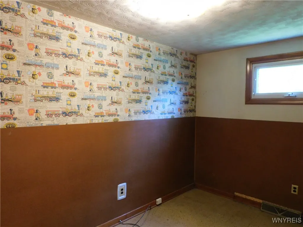 83 Sturm Street, Lancaster, New York 14086, Lancaster, New York 14086, 3 Bedrooms Bedrooms, 6 Rooms Rooms,1 BathroomBathrooms,Residential,Closed,83 Sturm Street, Lancaster, New York 14086,0,B1623593