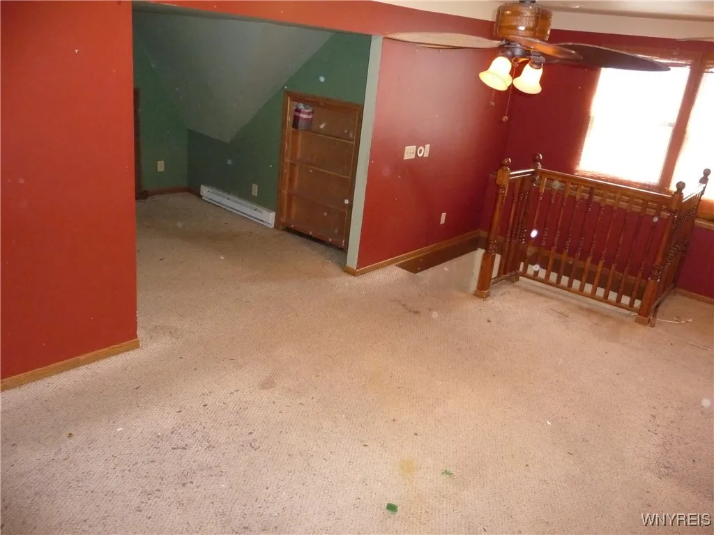 3rd floor heat & electric  290 sq. ft.
