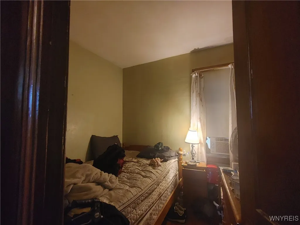 221 May Street, Buffalo, New York 14211, Buffalo, New York 14211, 5 Bedrooms Bedrooms, ,2 BathroomsBathrooms,Residential,Closed,221 May Street, Buffalo, New York 14211,0,B1624083