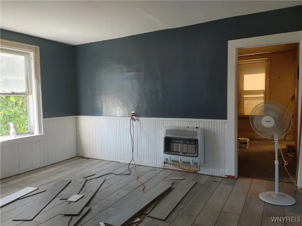 221 May Street, Buffalo, New York 14211, Buffalo, New York 14211, 5 Bedrooms Bedrooms, ,2 BathroomsBathrooms,Residential,Closed,221 May Street, Buffalo, New York 14211,0,B1624083