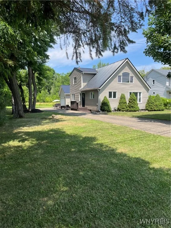 710 Bennett Road, Evans, New York 14006, Evans, New York 14006, 2 Bedrooms Bedrooms, 5 Rooms Rooms,2 BathroomsBathrooms,Residential,For Sale,710 Bennett Road, Evans, New York 14006,B1624208