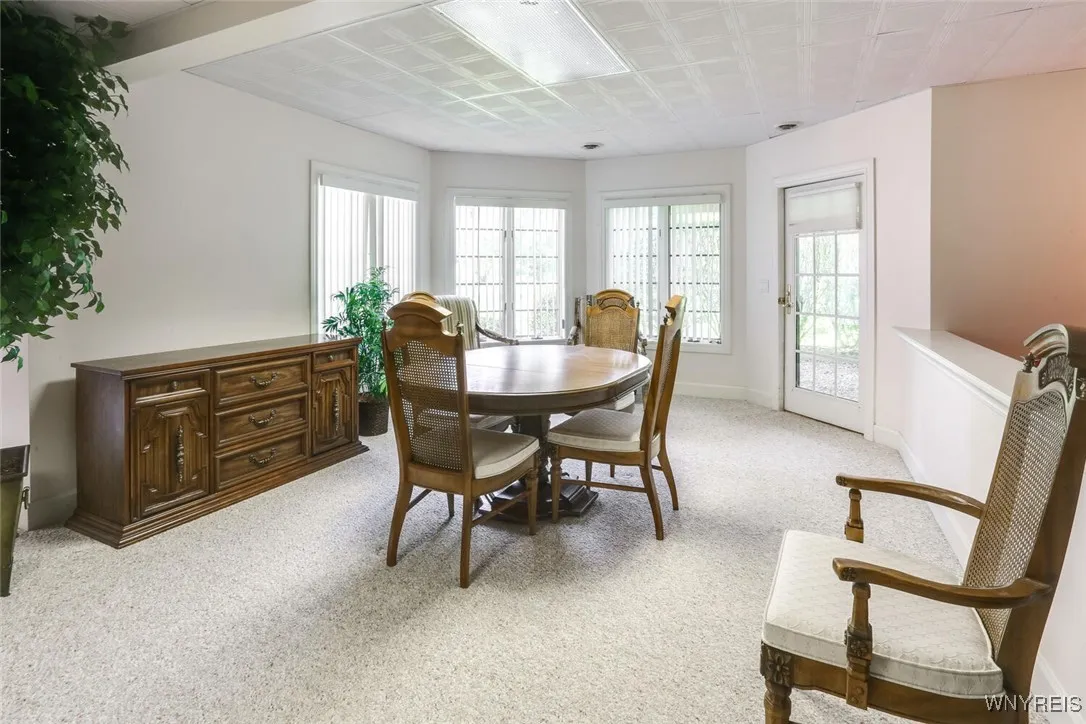 7 Beauclaire Lane, Perinton, New York 14450, Perinton, New York 14450, 5 Bedrooms Bedrooms, 19 Rooms Rooms,5 BathroomsBathrooms,Residential,For Sale,7 Beauclaire Lane, Perinton, New York 14450,0,B1622940