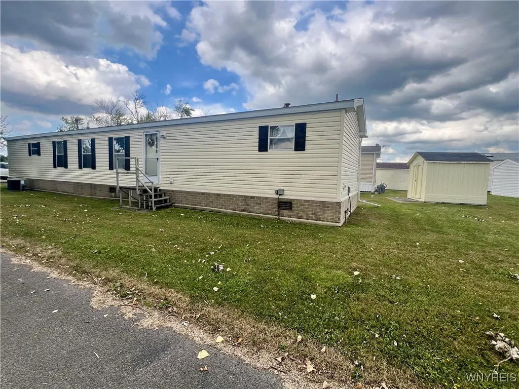 1 Laurel Run, Cheektowaga, New York 14225, Cheektowaga, New York 14225, 2 Bedrooms Bedrooms, 7 Rooms Rooms,2 BathroomsBathrooms,Residential,Closed,1 Laurel Run, Cheektowaga, New York 14225,0,B1624224