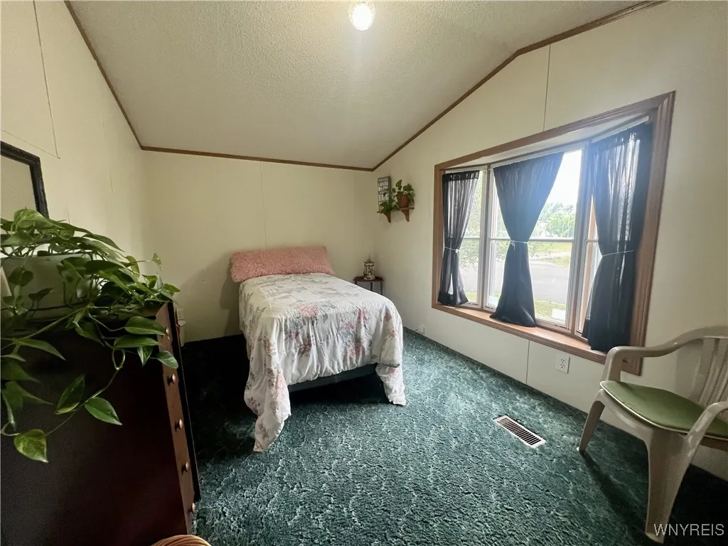 1 Laurel Run, Cheektowaga, New York 14225, Cheektowaga, New York 14225, 2 Bedrooms Bedrooms, 7 Rooms Rooms,2 BathroomsBathrooms,Residential,Closed,1 Laurel Run, Cheektowaga, New York 14225,0,B1624224