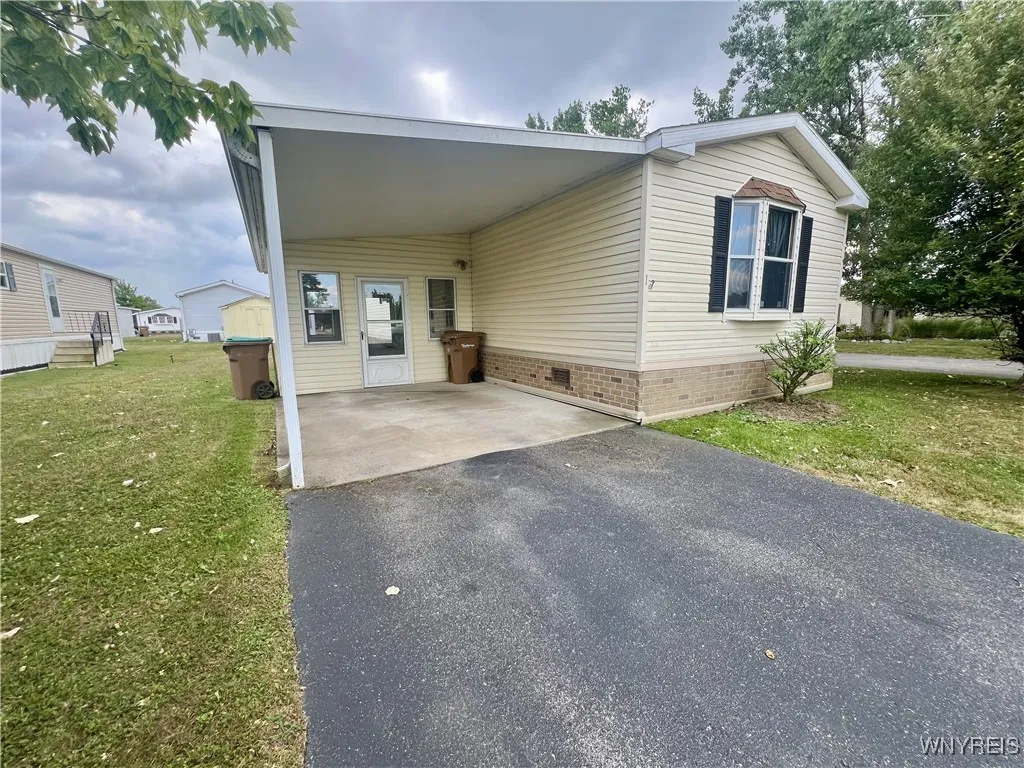 1 Laurel Run, Cheektowaga, New York 14225, Cheektowaga, New York 14225, 2 Bedrooms Bedrooms, 7 Rooms Rooms,2 BathroomsBathrooms,Residential,Closed,1 Laurel Run, Cheektowaga, New York 14225,0,B1624224