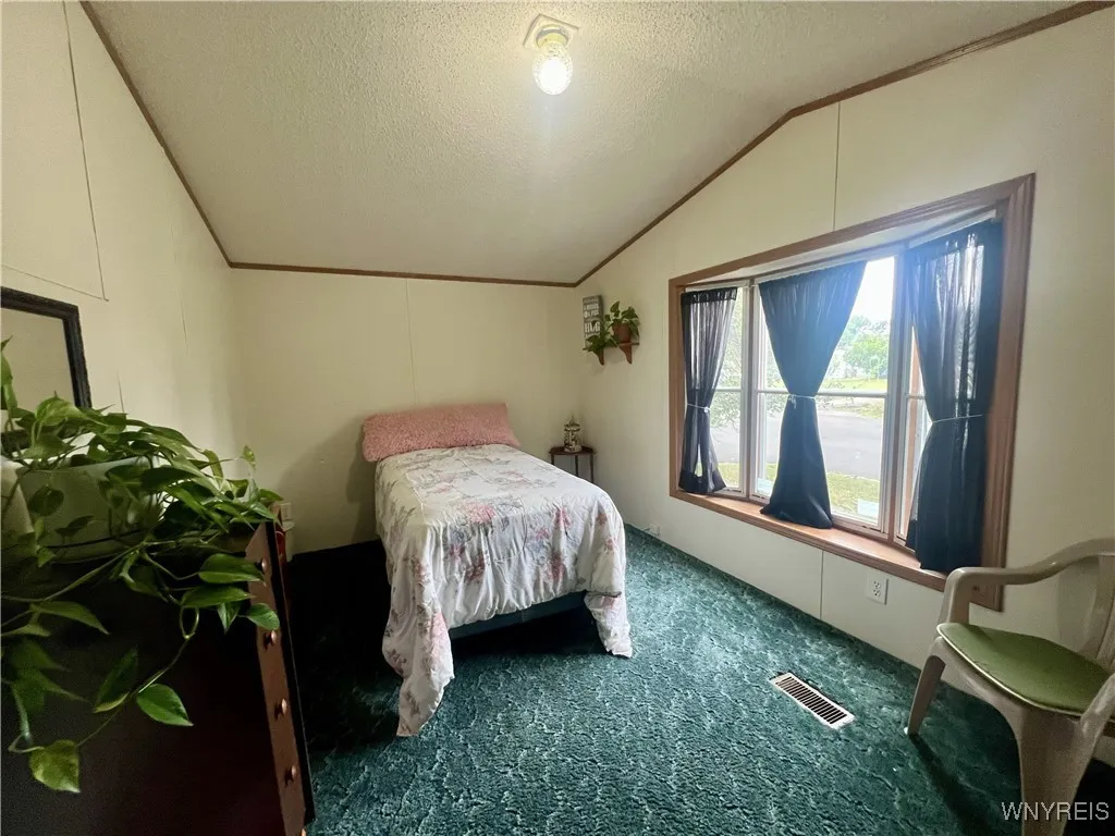 1 Laurel Run, Cheektowaga, New York 14225, Cheektowaga, New York 14225, 2 Bedrooms Bedrooms, 7 Rooms Rooms,2 BathroomsBathrooms,Residential,Closed,1 Laurel Run, Cheektowaga, New York 14225,0,B1624224