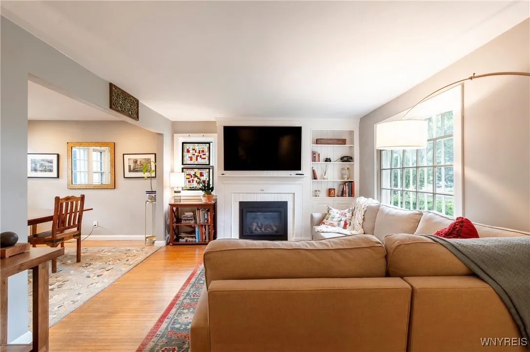 26 Harwood Drive, Amherst, New York 14226, Amherst, New York 14226, 3 Bedrooms Bedrooms, 7 Rooms Rooms,2 BathroomsBathrooms,Residential,For Sale,26 Harwood Drive, Amherst, New York 14226,0,B1624249