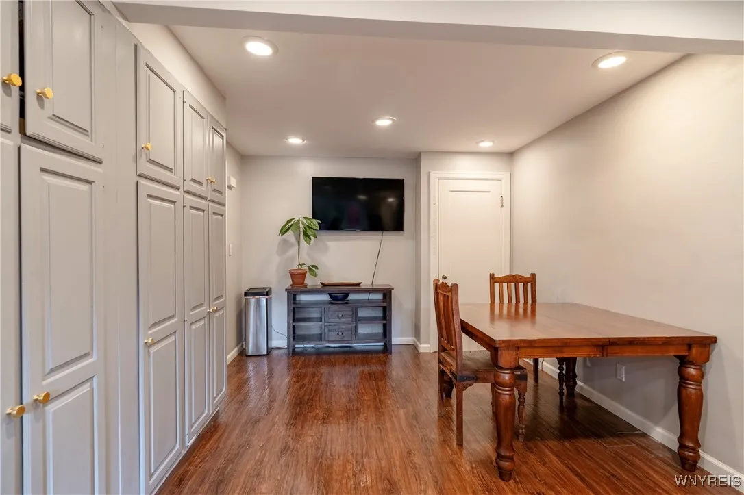26 Harwood Drive, Amherst, New York 14226, Amherst, New York 14226, 3 Bedrooms Bedrooms, 7 Rooms Rooms,2 BathroomsBathrooms,Residential,For Sale,26 Harwood Drive, Amherst, New York 14226,0,B1624249