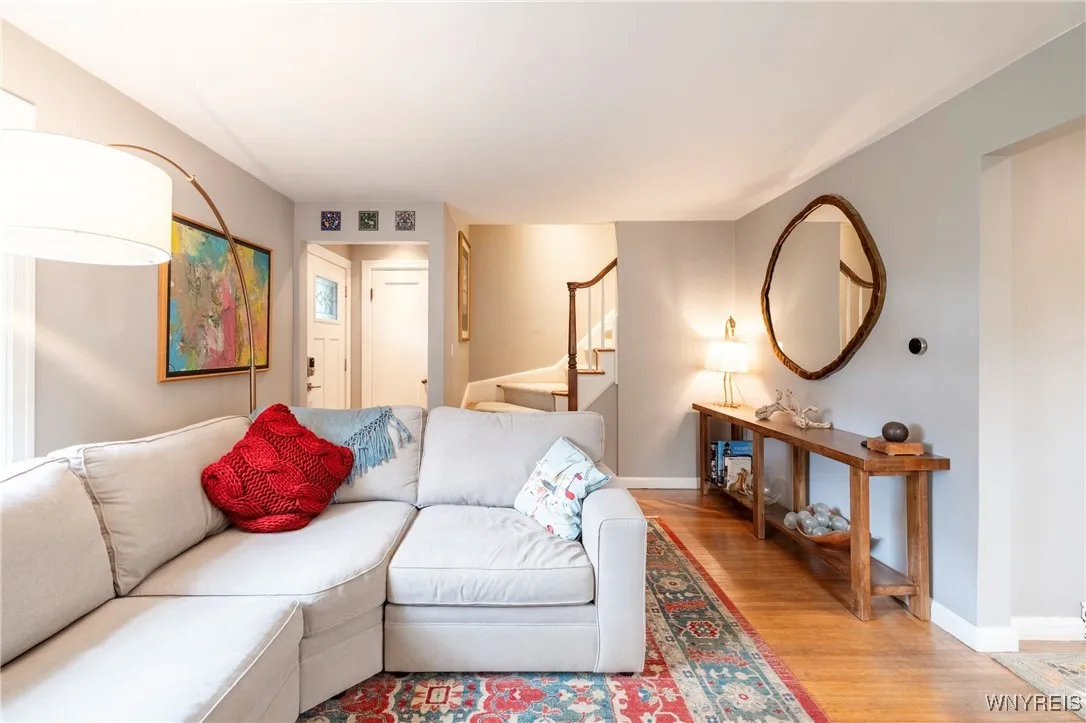 26 Harwood Drive, Amherst, New York 14226, Amherst, New York 14226, 3 Bedrooms Bedrooms, 7 Rooms Rooms,2 BathroomsBathrooms,Residential,For Sale,26 Harwood Drive, Amherst, New York 14226,0,B1624249