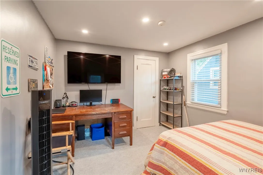 26 Harwood Drive, Amherst, New York 14226, Amherst, New York 14226, 3 Bedrooms Bedrooms, 7 Rooms Rooms,2 BathroomsBathrooms,Residential,For Sale,26 Harwood Drive, Amherst, New York 14226,0,B1624249