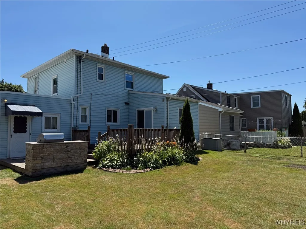 414 Thorncliff Road, Tonawanda, New York 14223, Tonawanda, New York 14223, 3 Bedrooms Bedrooms, 7 Rooms Rooms,1 BathroomBathrooms,Residential,For Sale,414 Thorncliff Road, Tonawanda, New York 14223,B1624293