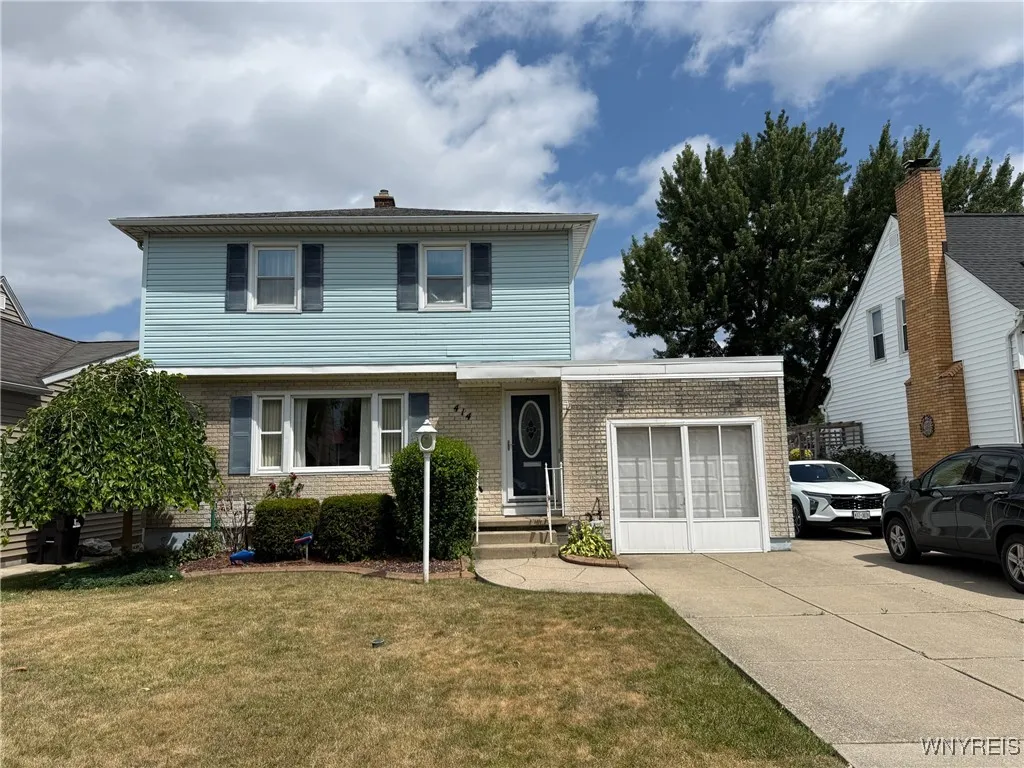 414 Thorncliff Road, Tonawanda, New York 14223, Tonawanda, New York 14223, 3 Bedrooms Bedrooms, 7 Rooms Rooms,1 BathroomBathrooms,Residential,For Sale,414 Thorncliff Road, Tonawanda, New York 14223,B1624293
