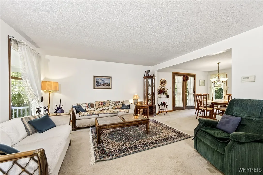 3 Carleton Court, Amherst, New York 14221, Amherst, New York 14221, 4 Bedrooms Bedrooms, 8 Rooms Rooms,2 BathroomsBathrooms,Residential,Closed,3 Carleton Court, Amherst, New York 14221,0,B1624131