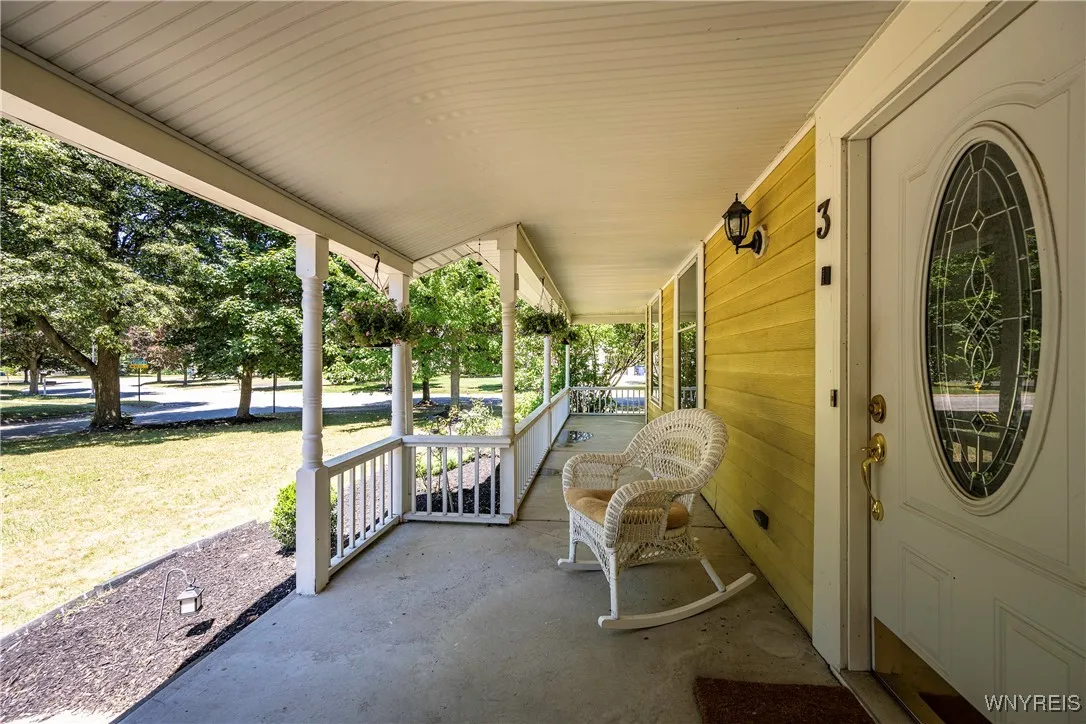 3 Carleton Court, Amherst, New York 14221, Amherst, New York 14221, 4 Bedrooms Bedrooms, 8 Rooms Rooms,2 BathroomsBathrooms,Residential,Closed,3 Carleton Court, Amherst, New York 14221,0,B1624131