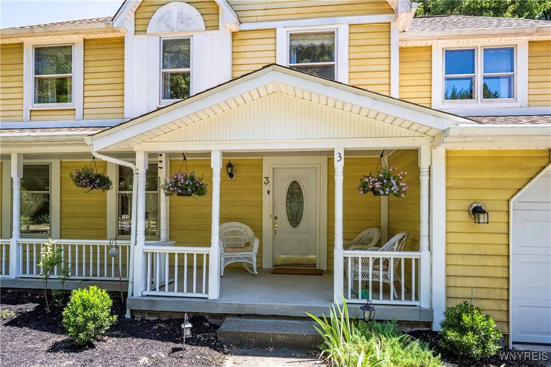3 Carleton Court, Amherst, New York 14221, Amherst, New York 14221, 4 Bedrooms Bedrooms, 8 Rooms Rooms,2 BathroomsBathrooms,Residential,Closed,3 Carleton Court, Amherst, New York 14221,0,B1624131