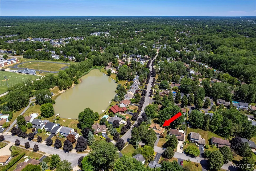 3 Carleton Court, Amherst, New York 14221, Amherst, New York 14221, 4 Bedrooms Bedrooms, 8 Rooms Rooms,2 BathroomsBathrooms,Residential,Closed,3 Carleton Court, Amherst, New York 14221,0,B1624131