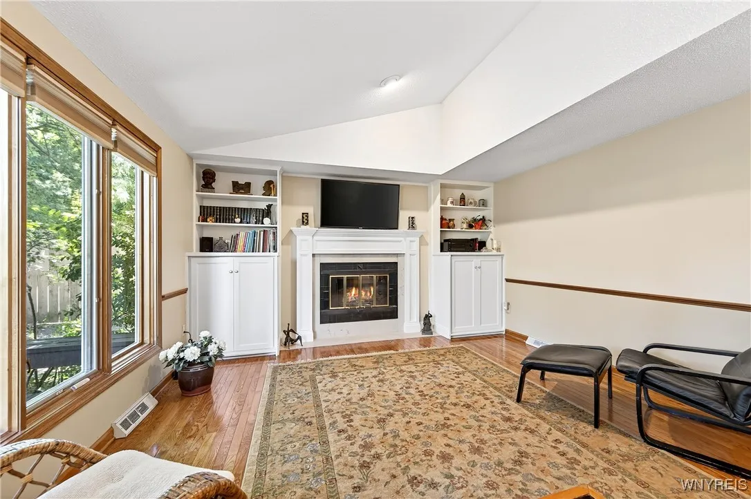 3 Carleton Court, Amherst, New York 14221, Amherst, New York 14221, 4 Bedrooms Bedrooms, 8 Rooms Rooms,2 BathroomsBathrooms,Residential,Closed,3 Carleton Court, Amherst, New York 14221,0,B1624131