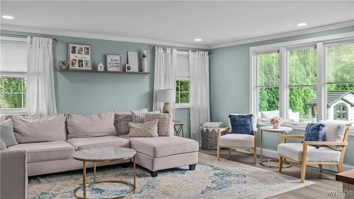 223 Surrey Run, Amherst, New York 14221, Amherst, New York 14221, 4 Bedrooms Bedrooms, 9 Rooms Rooms,2 BathroomsBathrooms,Residential,Closed,223 Surrey Run, Amherst, New York 14221,0,B1623977