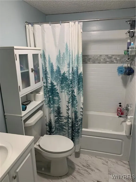1075 Fernwood Drive, Lockport Town, New York 14094, Lockport Town, New York 14094, 3 Bedrooms Bedrooms, 5 Rooms Rooms,2 BathroomsBathrooms,Residential,Closed,1075 Fernwood Drive, Lockport Town, New York 14094,B1624338
