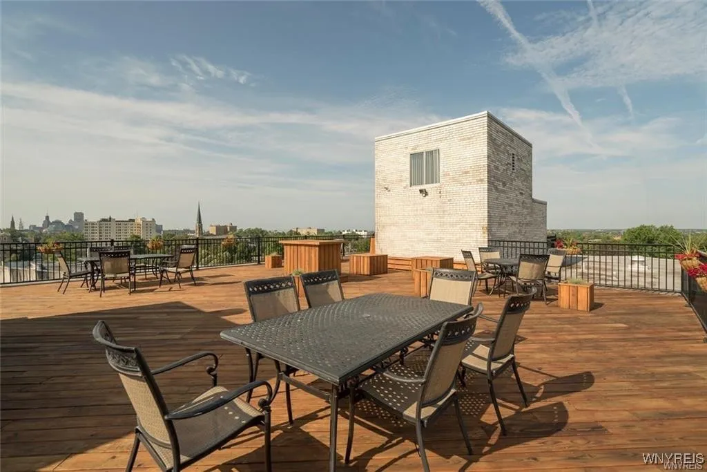 849 Delaware Avenue 704, Buffalo, New York 14209, Buffalo, New York 14209, 1 Bedroom Bedrooms, 3 Rooms Rooms,1 BathroomBathrooms,Residential,For Sale,849 Delaware Avenue 704, Buffalo, New York 14209,B1624127