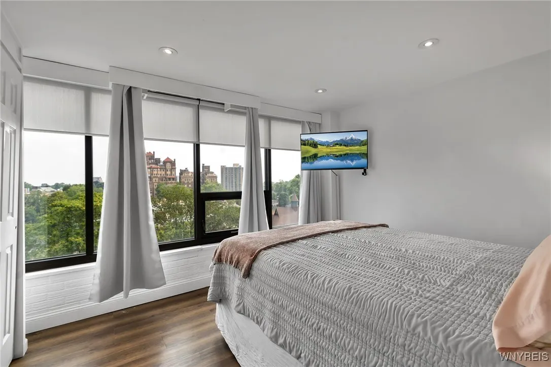 849 Delaware Avenue 704, Buffalo, New York 14209, Buffalo, New York 14209, 1 Bedroom Bedrooms, 3 Rooms Rooms,1 BathroomBathrooms,Residential,For Sale,849 Delaware Avenue 704, Buffalo, New York 14209,B1624127