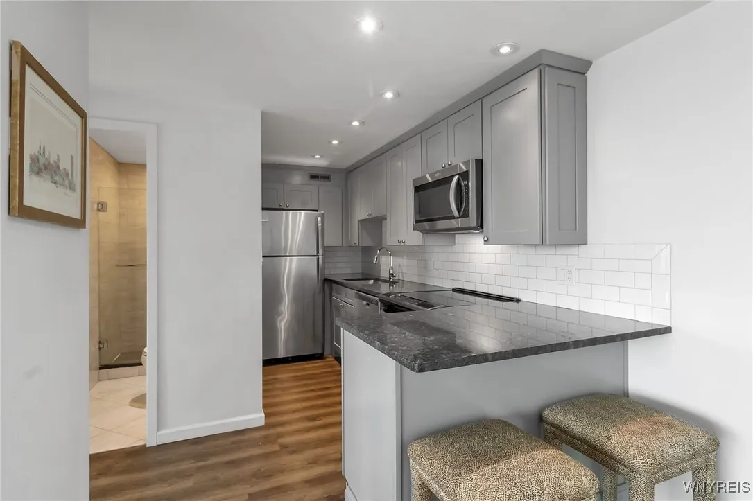 849 Delaware Avenue 704, Buffalo, New York 14209, Buffalo, New York 14209, 1 Bedroom Bedrooms, 3 Rooms Rooms,1 BathroomBathrooms,Residential,For Sale,849 Delaware Avenue 704, Buffalo, New York 14209,B1624127