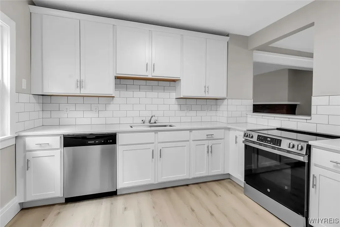 2514 Delaware Avenue 2, Buffalo, New York 14216, Buffalo, New York 14216, 3 Bedrooms Bedrooms, 7 Rooms Rooms,1 BathroomBathrooms,Residential Lease,For Rent,2514 Delaware Avenue 2, Buffalo, New York 14216,B1624374