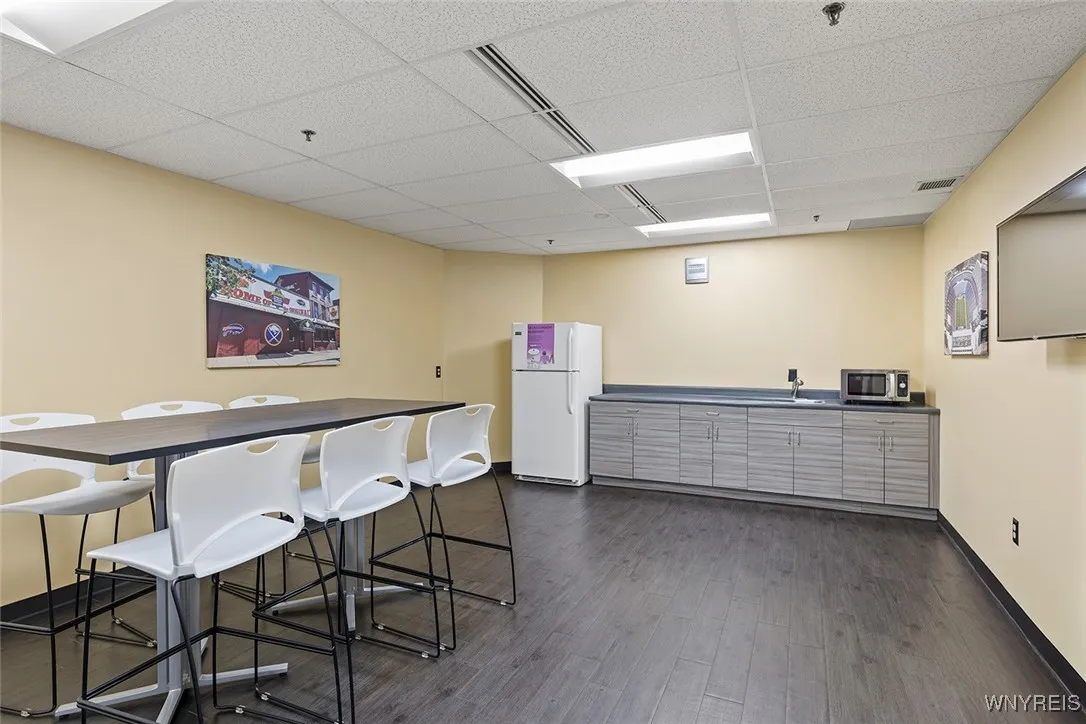 2350 North Forest Road, Amherst, New York 14068, Amherst, New York 14068, ,Commercial Lease,For Rent,2350 North Forest Road, Amherst, New York 14068,B1624166